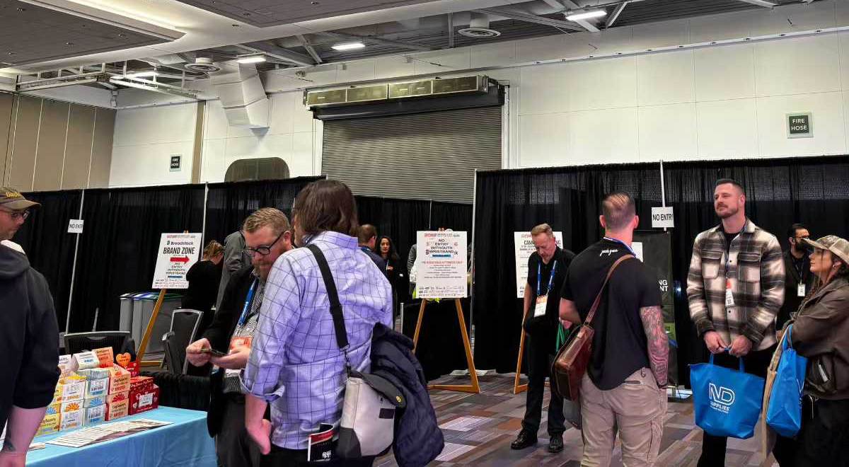 Luxgrow's participation in the Indoor Greenery Symposium and Exhibition in Canada has concluded successfully